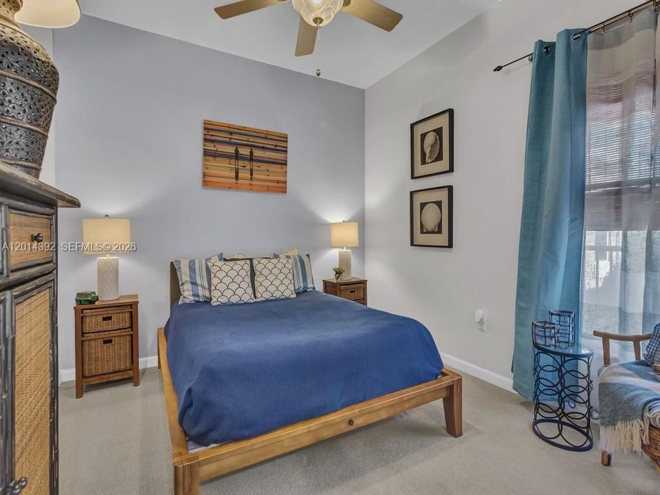 For Rent: $2,400 (2 beds, 2 baths, 1219 Square Feet)
