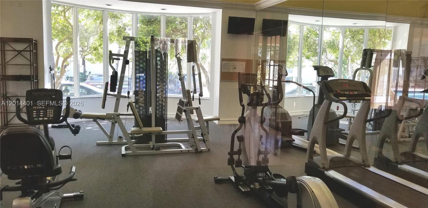 Activo con contrato: $1,800 (1 camas, 1 baños, 659 Pies cuadrados)