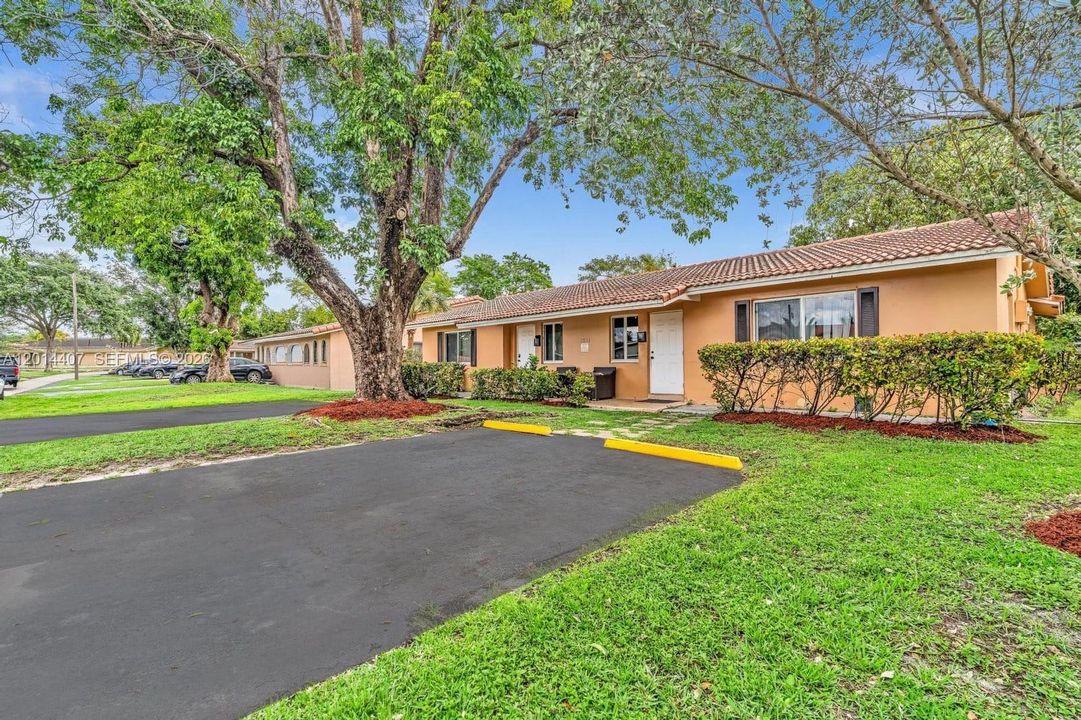 En Venta: $699,000 (0 camas, 0 baños, 2415 Pies cuadrados)
