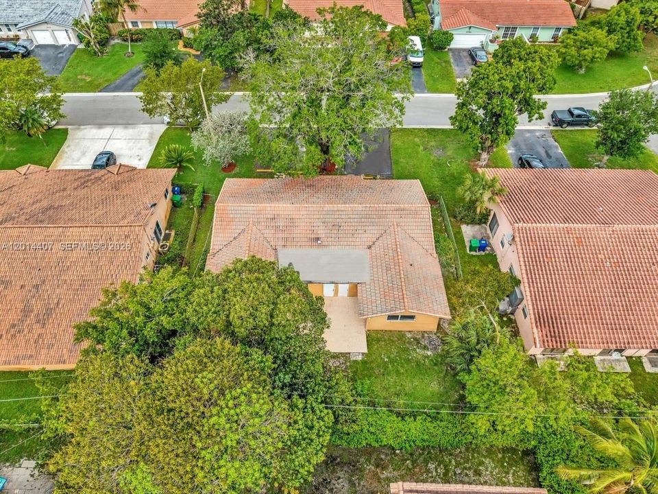 En Venta: $699,000 (0 camas, 0 baños, 2415 Pies cuadrados)