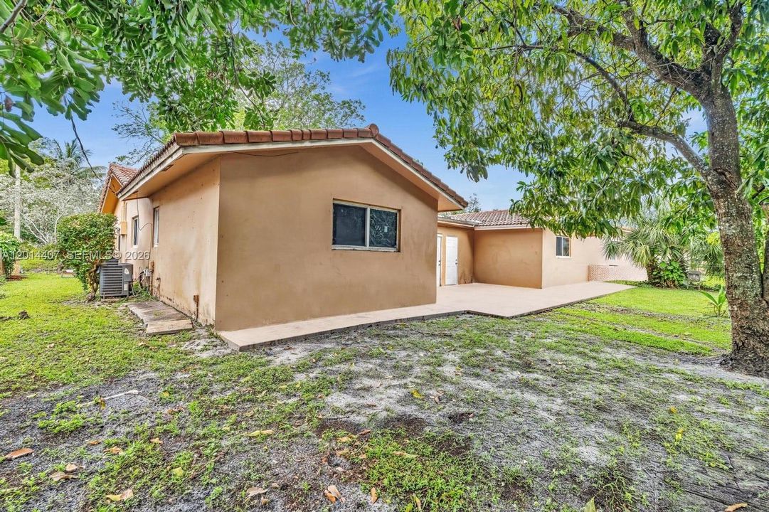 En Venta: $699,000 (0 camas, 0 baños, 2415 Pies cuadrados)
