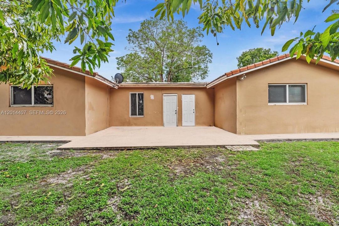 En Venta: $699,000 (0 camas, 0 baños, 2415 Pies cuadrados)