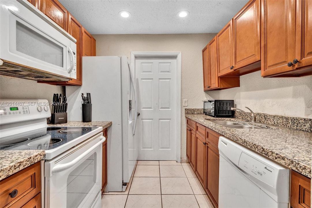 En Venta: $699,000 (0 camas, 0 baños, 2415 Pies cuadrados)