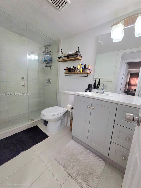 For Sale: $259,900 (1 beds, 1 baths, 665 Square Feet)