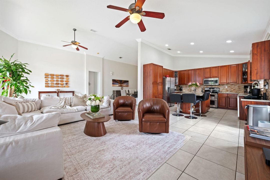 9-web-or-mls-19428-sw-27th-st