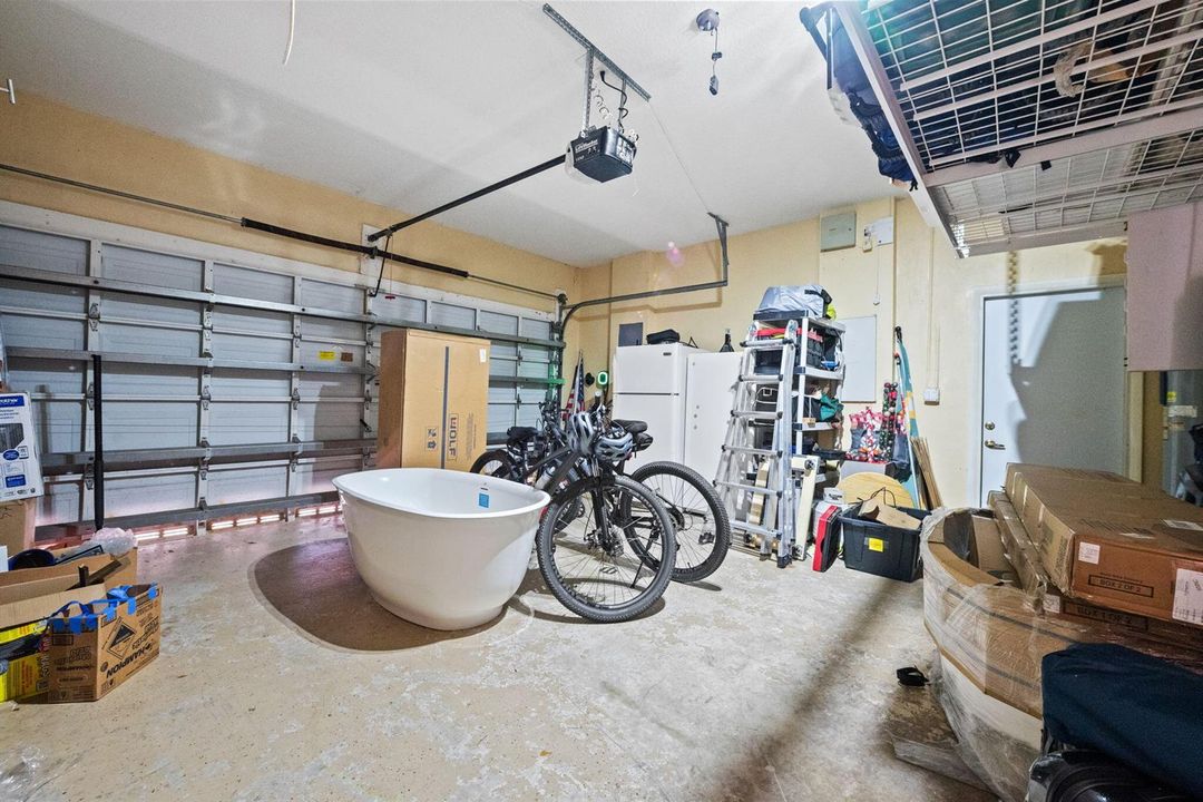 27-web-or-mls-19428-sw-27th-st