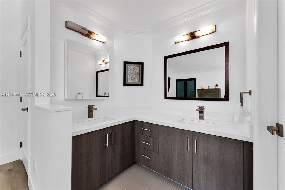 Activo con contrato: $585,000 (3 camas, 2 baños, 1819 Pies cuadrados)