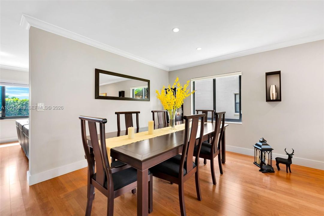 Activo con contrato: $585,000 (3 camas, 2 baños, 1819 Pies cuadrados)