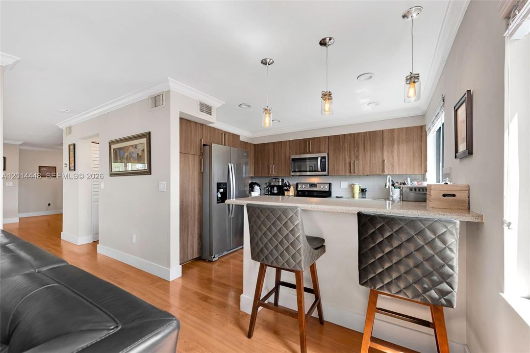 Activo con contrato: $585,000 (3 camas, 2 baños, 1819 Pies cuadrados)