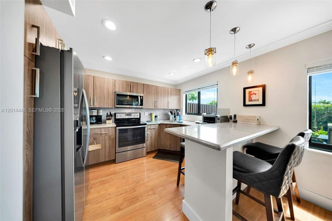 Activo con contrato: $585,000 (3 camas, 2 baños, 1819 Pies cuadrados)