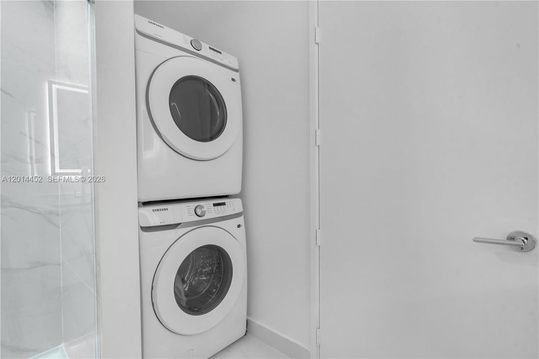 Activo con contrato: $20,000 (4 camas, 5 baños, 0 Pies cuadrados)