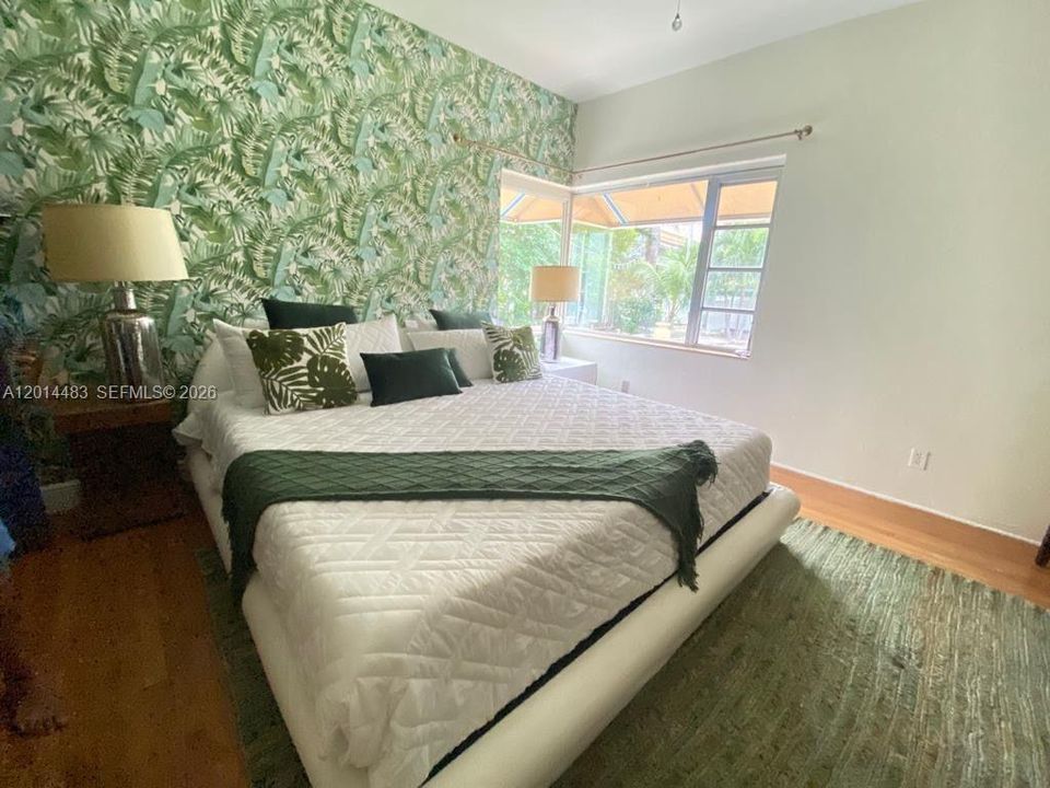 En Venta: $1,499,000 (5 camas, 3 baños, 2821 Pies cuadrados)