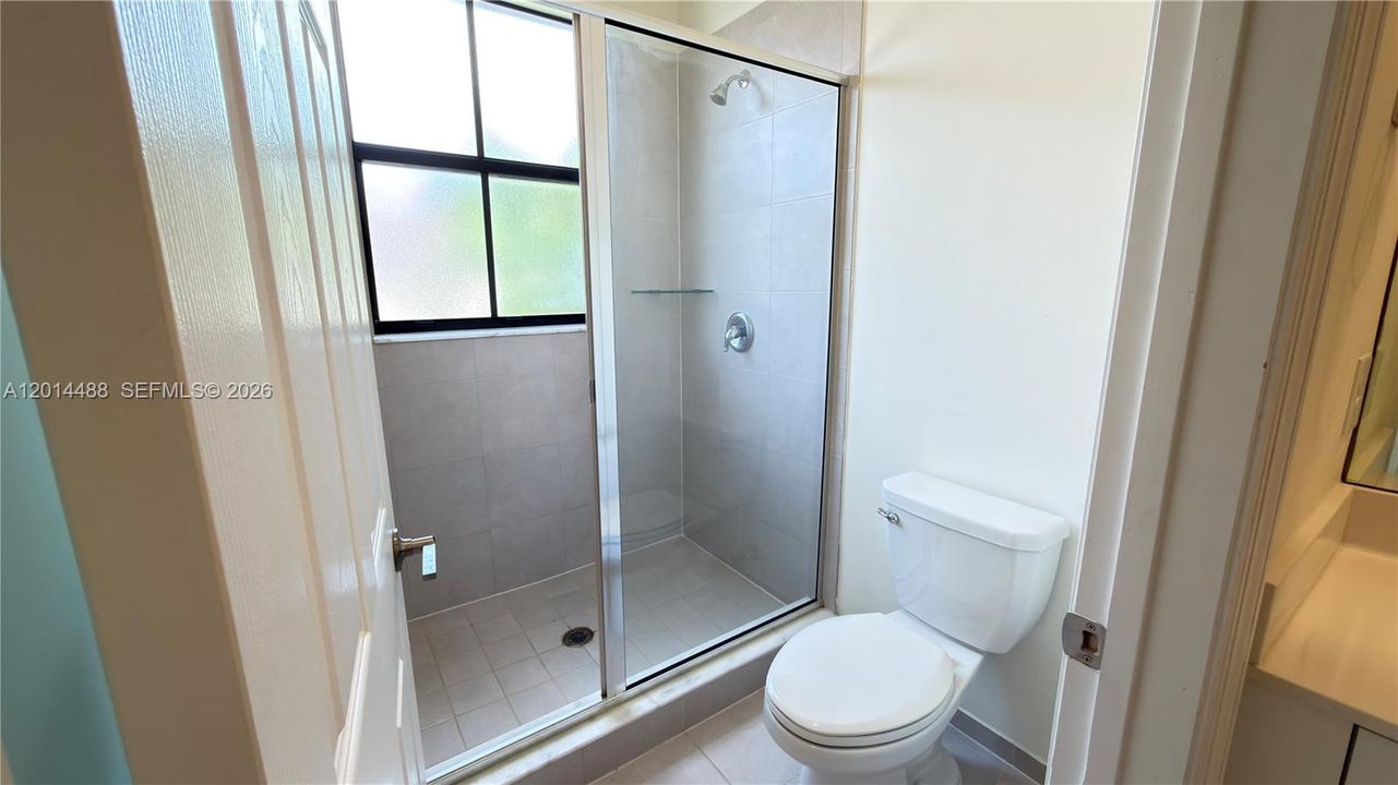 En Venta: $540,000 (3 camas, 2 baños, 1708 Pies cuadrados)