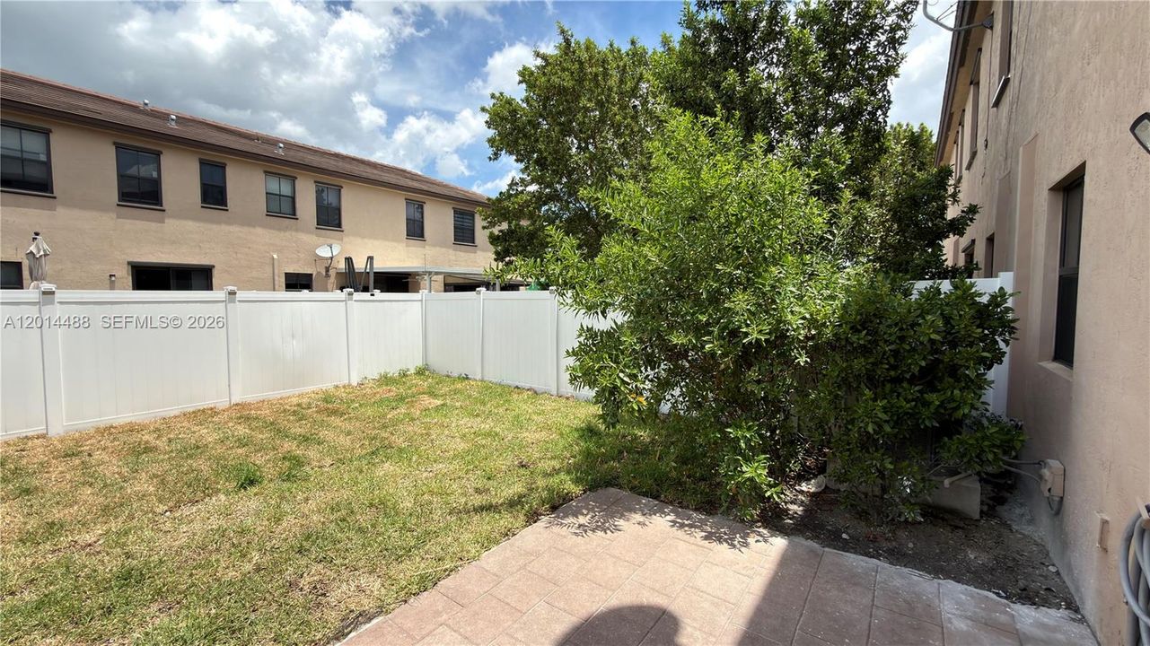 En Venta: $540,000 (3 camas, 2 baños, 1708 Pies cuadrados)