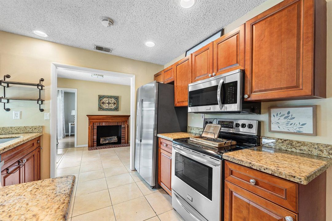 015-3760Northwest112thTerrace-CoralSprin