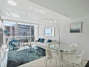 For Sale: $925,000 (1 beds, 1 baths, 720 Square Feet)
