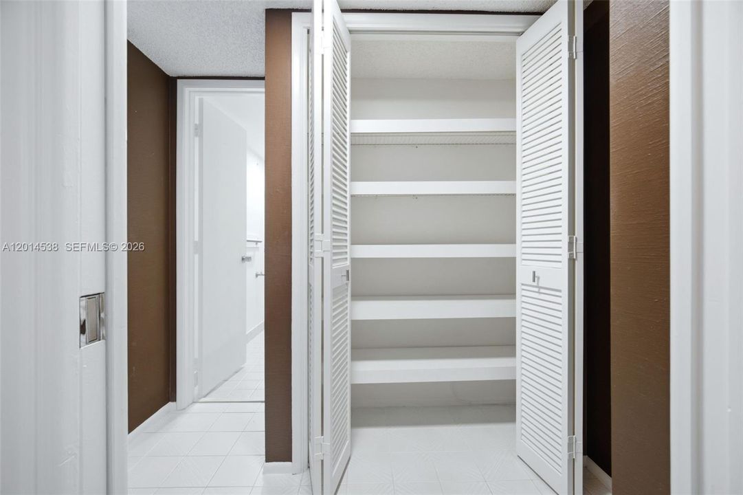 En Renta: $3,200 (3 camas, 2 baños, 1716 Pies cuadrados)
