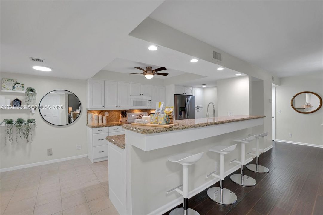 For Rent: $3,500 (2 beds, 2 baths, 1175 Square Feet)