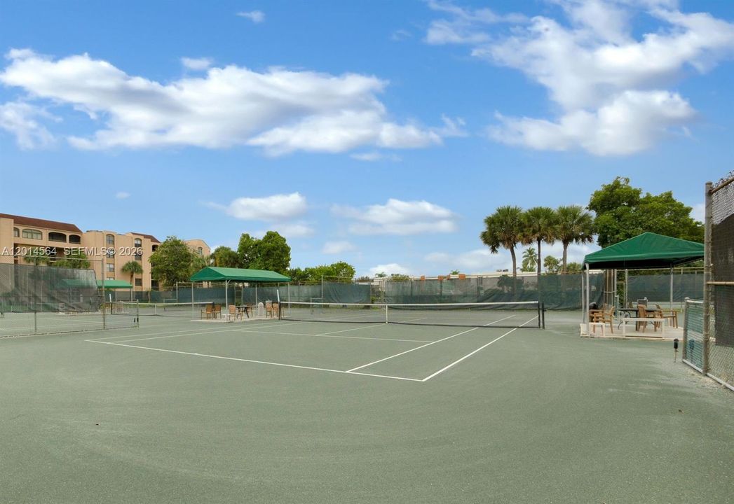 For Rent: $3,500 (2 beds, 2 baths, 1175 Square Feet)