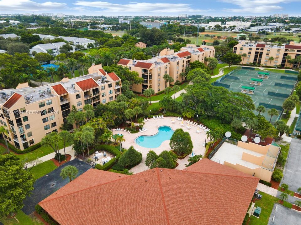 For Rent: $3,500 (2 beds, 2 baths, 1175 Square Feet)