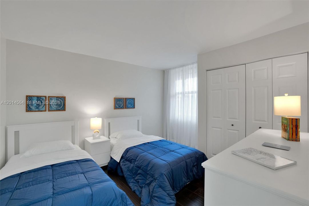 For Rent: $3,500 (2 beds, 2 baths, 1175 Square Feet)
