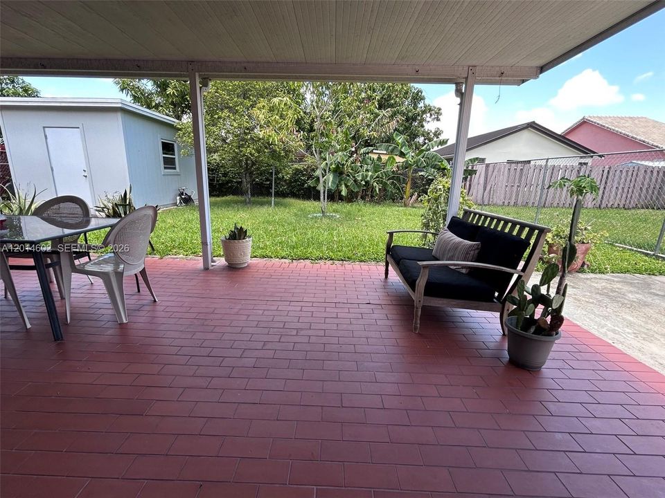 For Sale: $639,000 (3 beds, 2 baths, 1507 Square Feet)