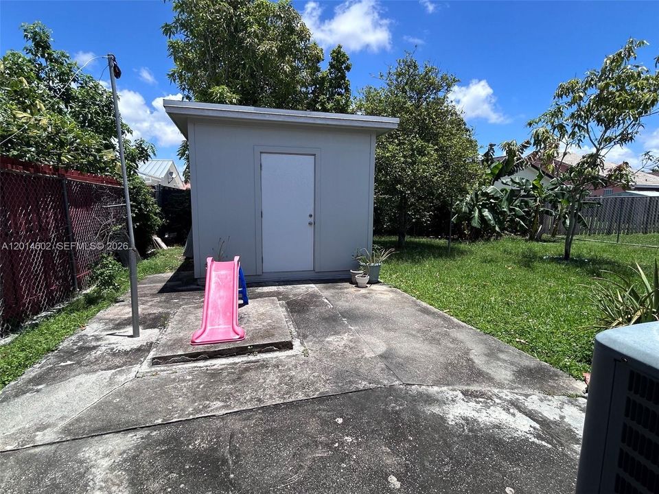 shed