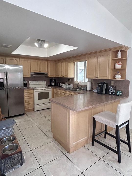 For Sale: $639,000 (3 beds, 2 baths, 1507 Square Feet)