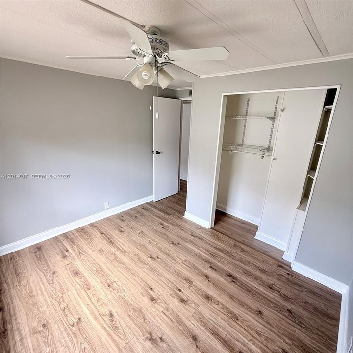 For Sale: $244,900 (2 beds, 2 baths, 1259 Square Feet)