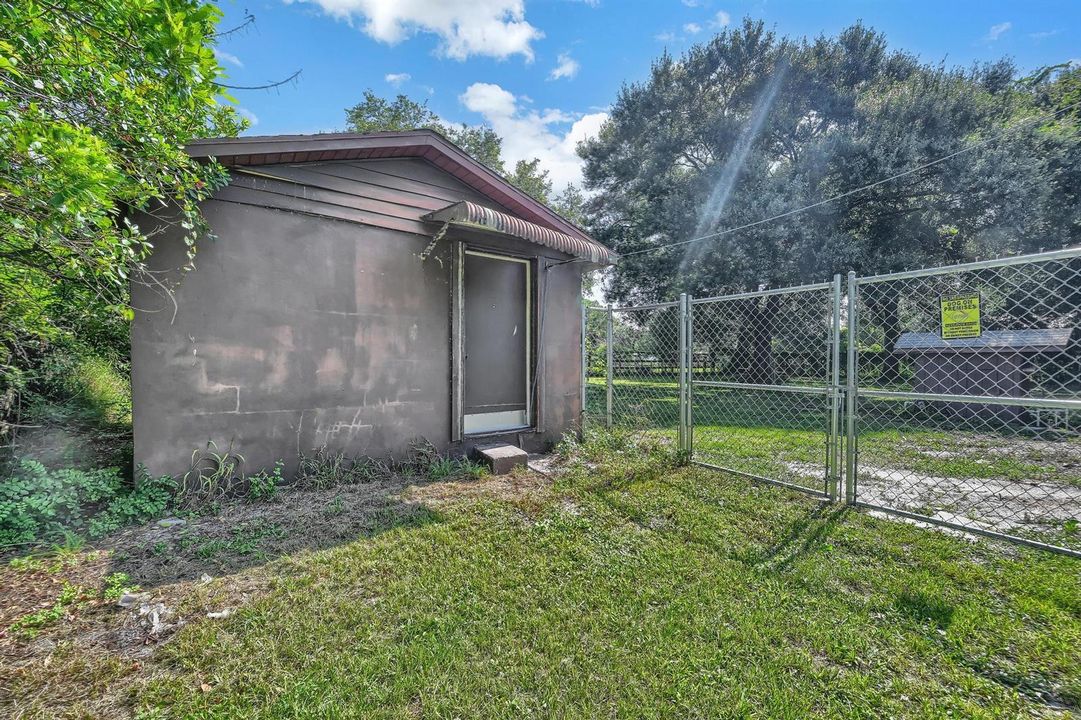shed