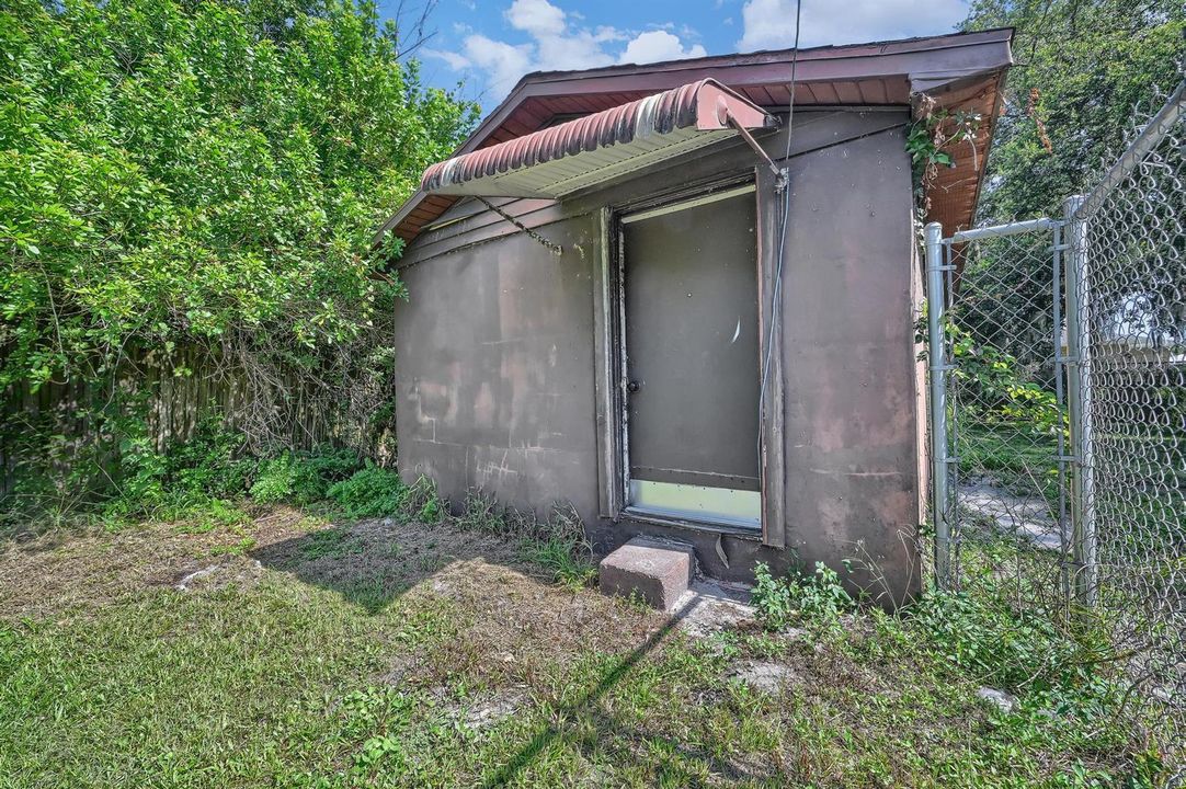 shed