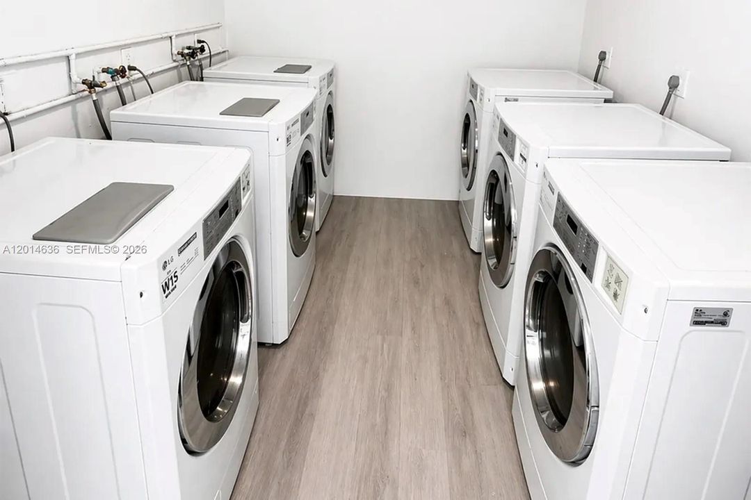 En Renta: $1,799 (2 camas, 1 baños, 800 Pies cuadrados)