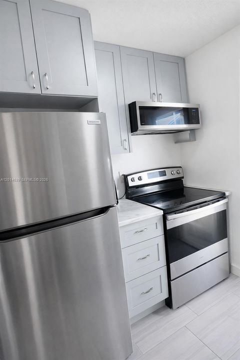 For Sale: $499,000 (0 beds, 0 baths, 1161 Square Feet)