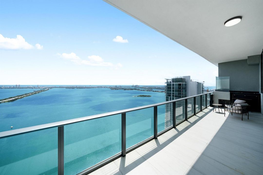 480 NE 31st St, Miami, FL 33137030