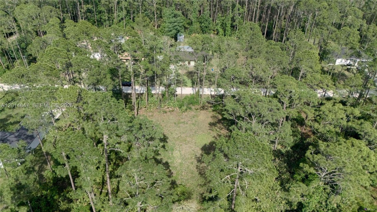 На продажу: $34,999 (0.26 acres)