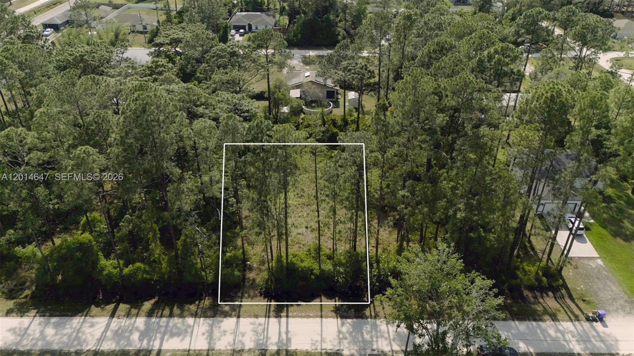 На продажу: $34,999 (0.26 acres)