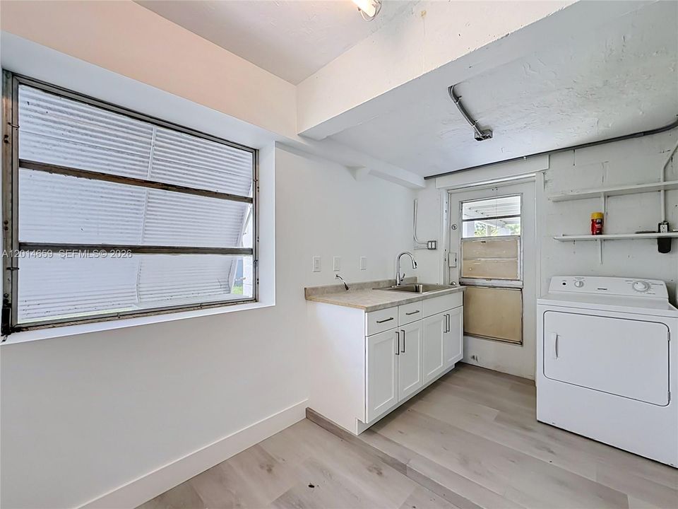 En Venta: $414,990 (3 camas, 2 baños, 1280 Pies cuadrados)