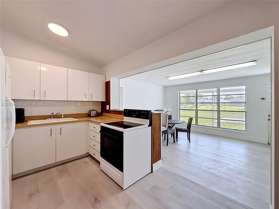 En Venta: $414,990 (3 camas, 2 baños, 1280 Pies cuadrados)