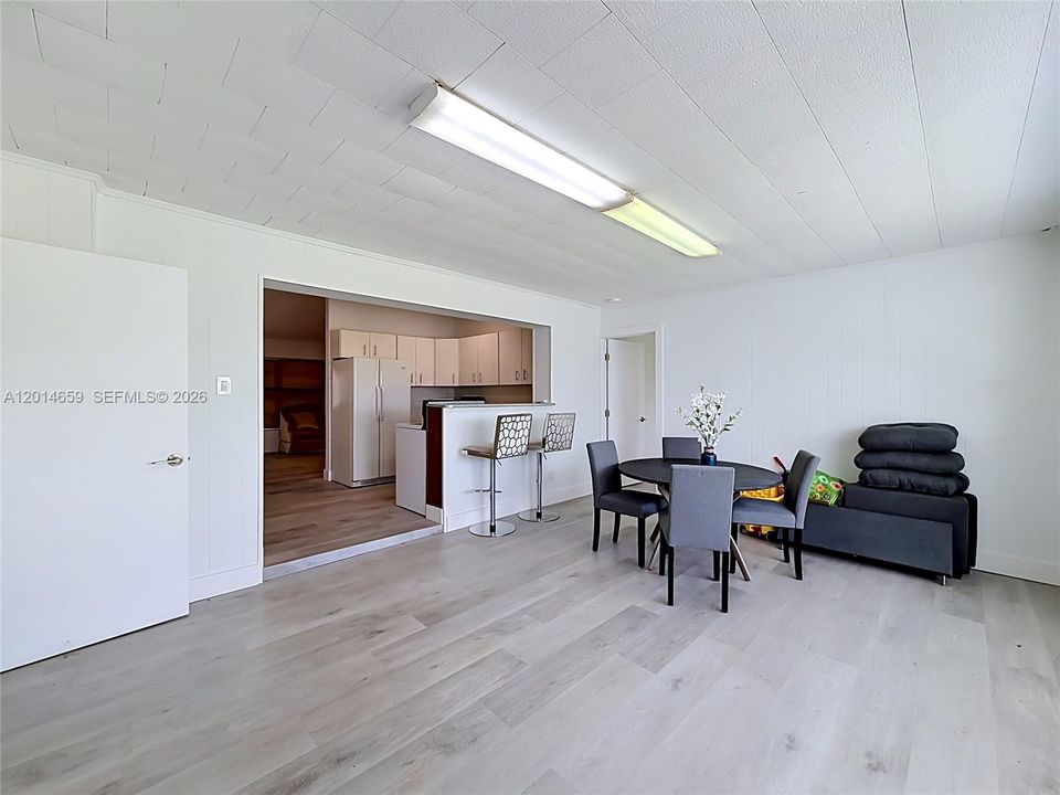 En Venta: $414,990 (3 camas, 2 baños, 1280 Pies cuadrados)