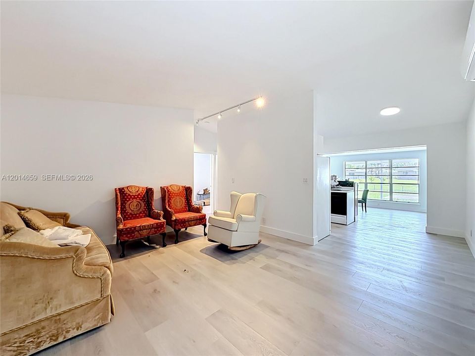 En Venta: $414,990 (3 camas, 2 baños, 1280 Pies cuadrados)