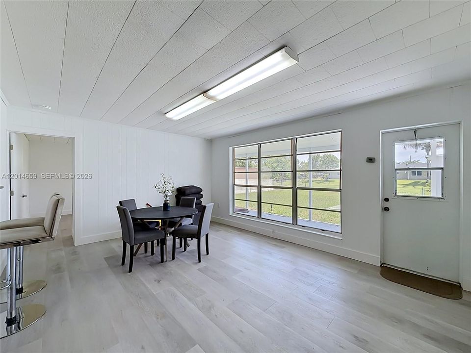 En Venta: $414,990 (3 camas, 2 baños, 1280 Pies cuadrados)