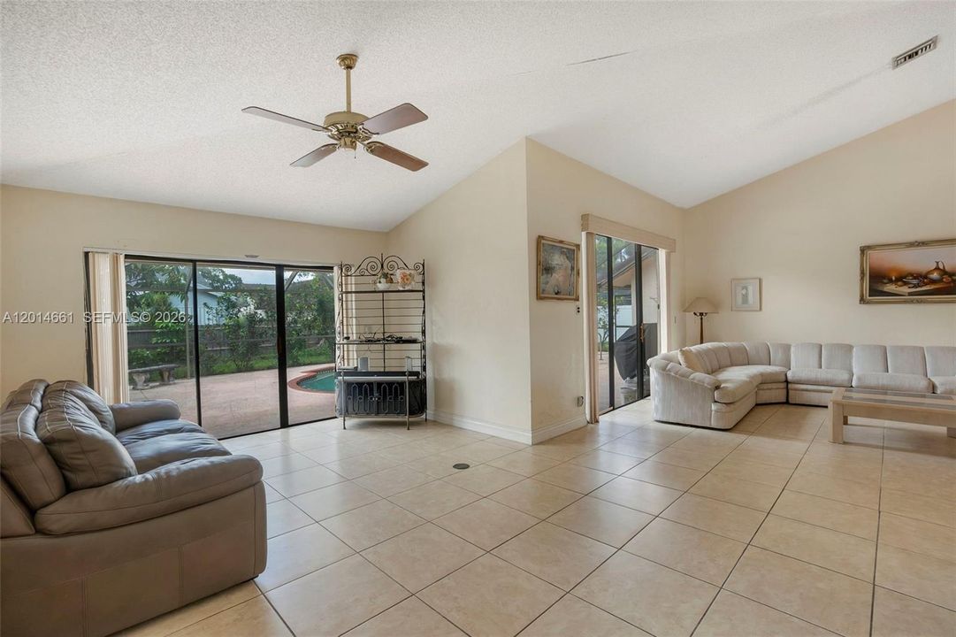 Active With Contract: $550,000 (3 beds, 2 baths, 2151 Square Feet)