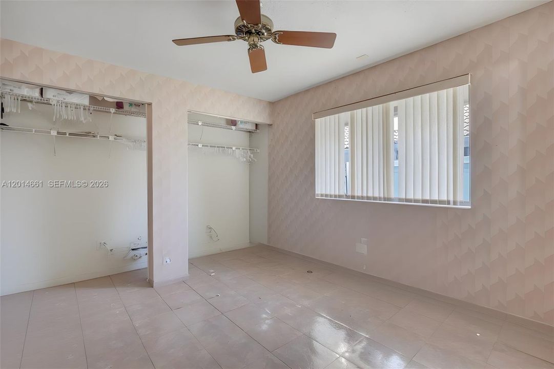 Active With Contract: $550,000 (3 beds, 2 baths, 2151 Square Feet)