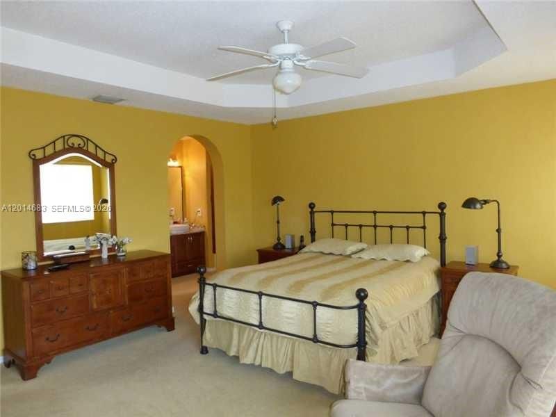 В аренду: $5,200 (4 спален, 3 ванн, 2413 Квадратных фут)
