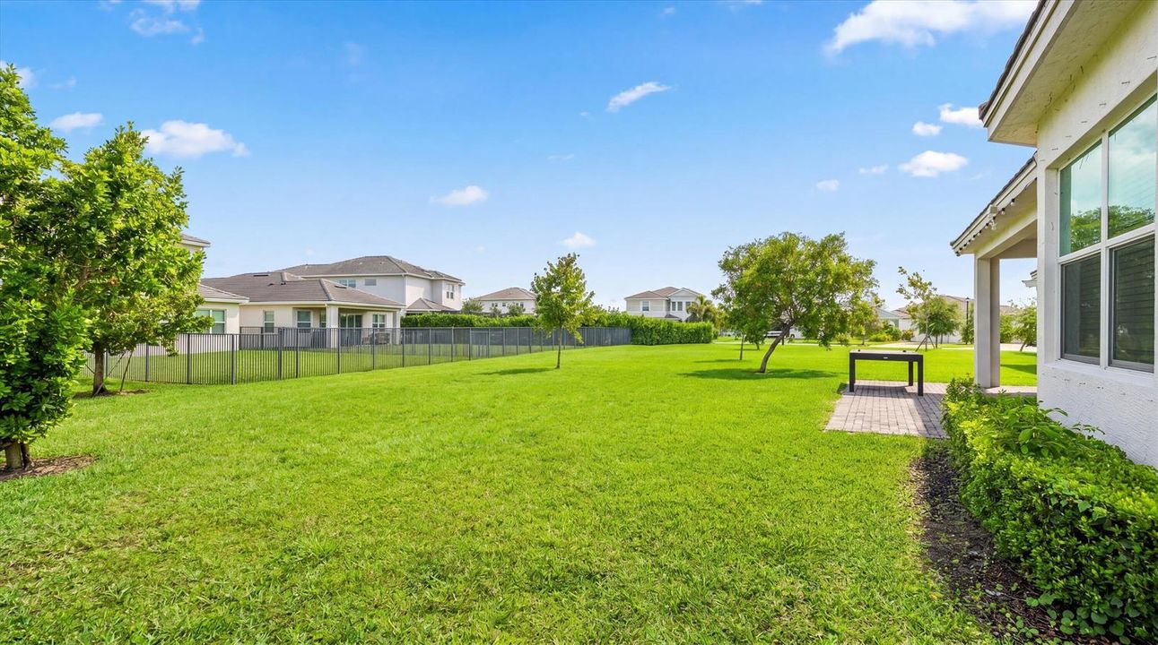 31-16293 Melogold Dr