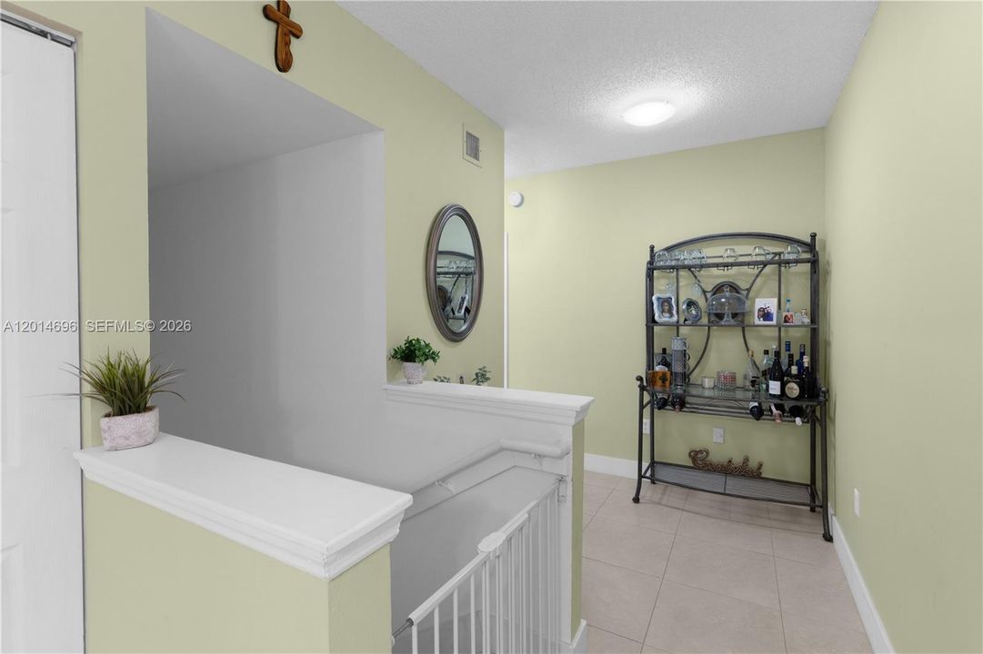 Active With Contract: $2,850 (3 beds, 2 baths, 1450 Square Feet)