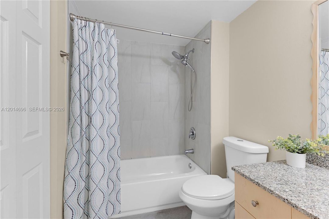 Active With Contract: $2,850 (3 beds, 2 baths, 1450 Square Feet)