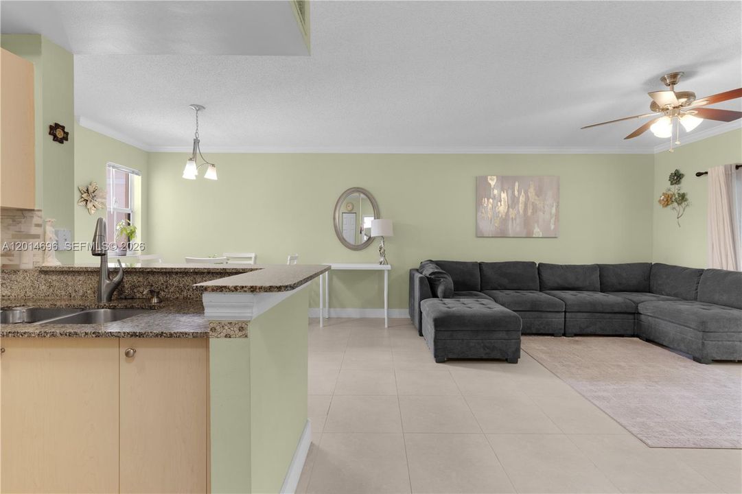 Active With Contract: $2,850 (3 beds, 2 baths, 1450 Square Feet)