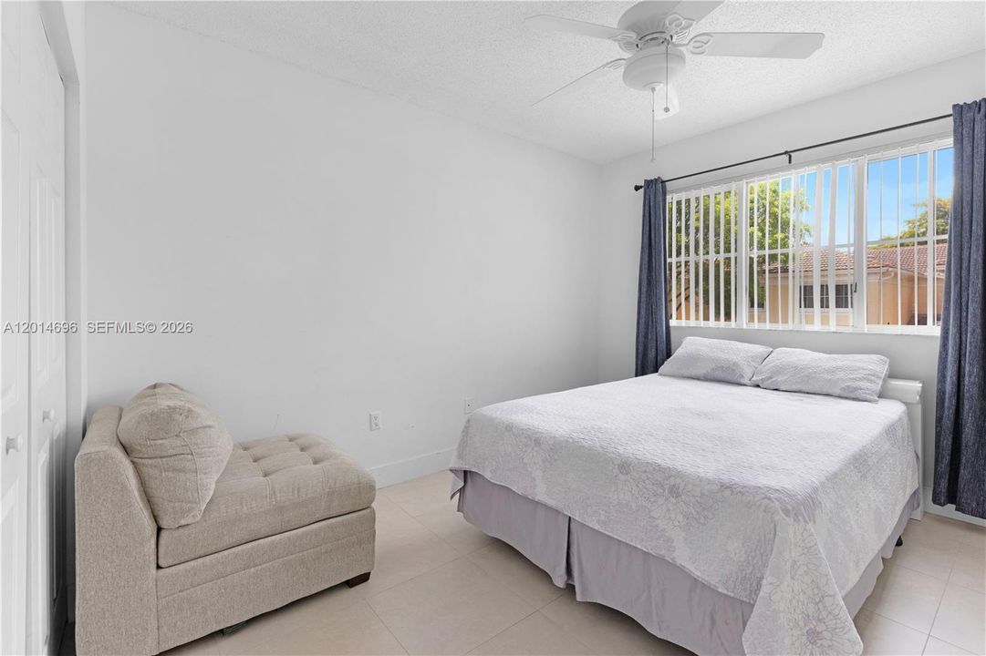 Active With Contract: $2,850 (3 beds, 2 baths, 1450 Square Feet)