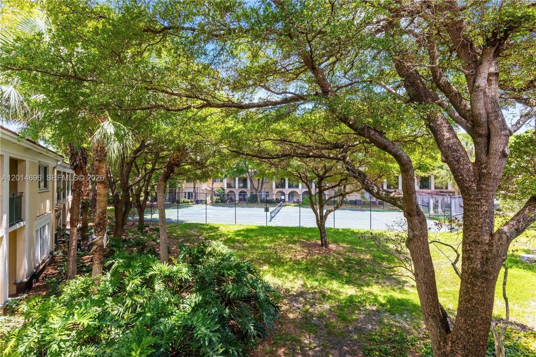 Active With Contract: $2,850 (3 beds, 2 baths, 1450 Square Feet)